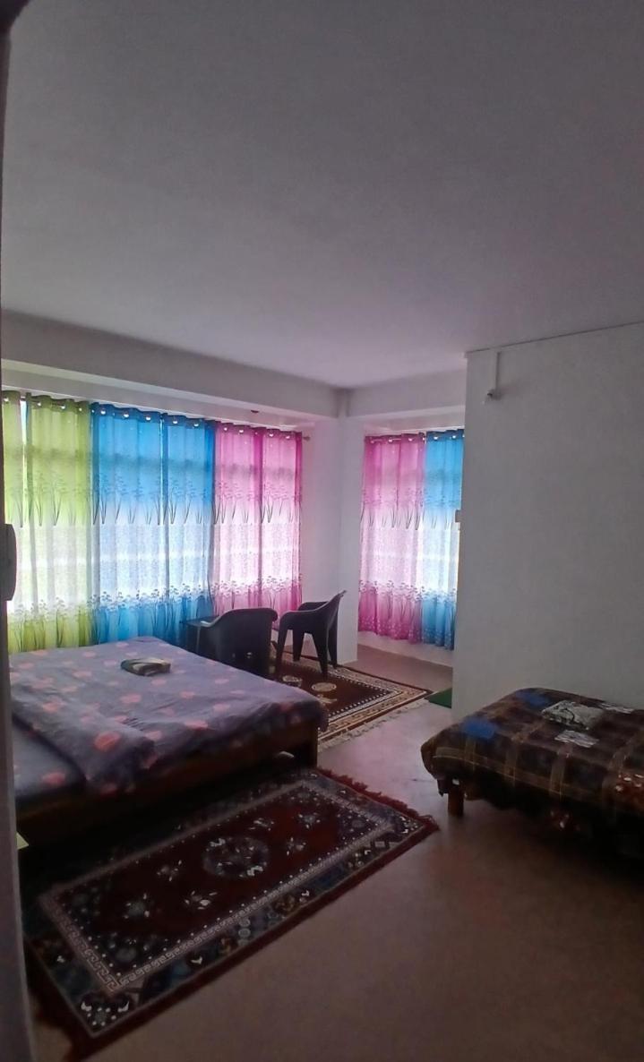 Lama Tsekhang Tawang Zewnętrze zdjęcie